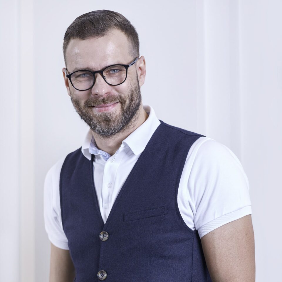 Krystian Waloszczyk - fryzjer, golibroda